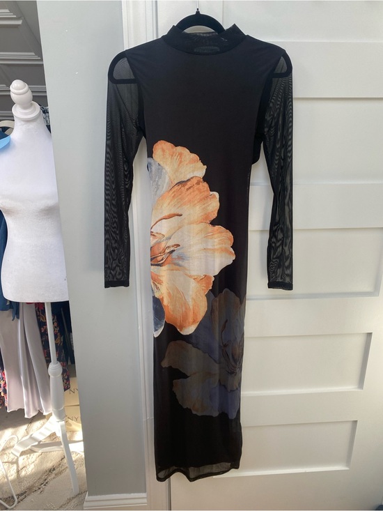 Almost Famous Dresses & Skirts - Almost famous black mesh floral midi dress, formal dress